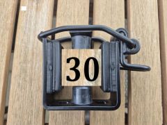 Gerätehalter 30 Gerätehalter 30